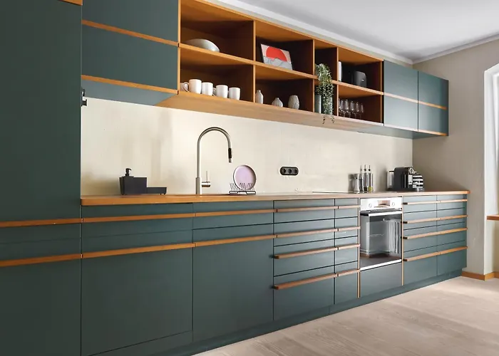 Nestup - Zentrales 120 Qm Design-loft Mit Balkon *