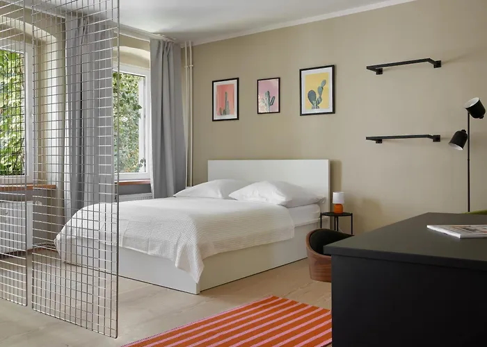 Nestup - Zentrales 120 Qm Design-loft Mit Balkon Apartment *