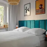 Nestup - Zentrales 120 Qm Design-loft Mit Balkon Apartman *