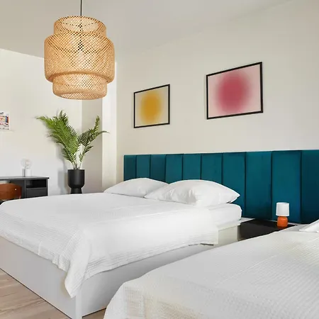 Nestup - Zentrales 120 Qm Design-loft Mit Balkon 公寓