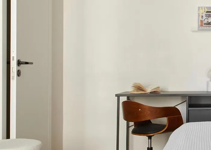 Nestup - Zentrales 120 Qm Design-loft Mit Balkon *