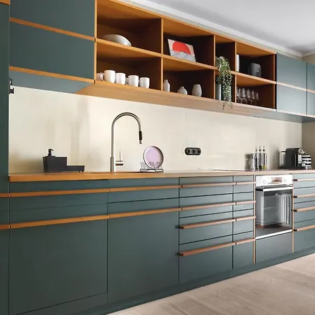 Nestup - Zentrales 120 Qm Design-loft Mit Balkon *