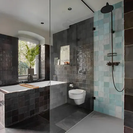 Nestup - Zentrales 120 Qm Design-loft Mit Balkon Appartement *